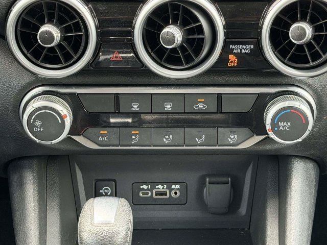 Used 2024 Nissan Sentra SV FWD image 21
