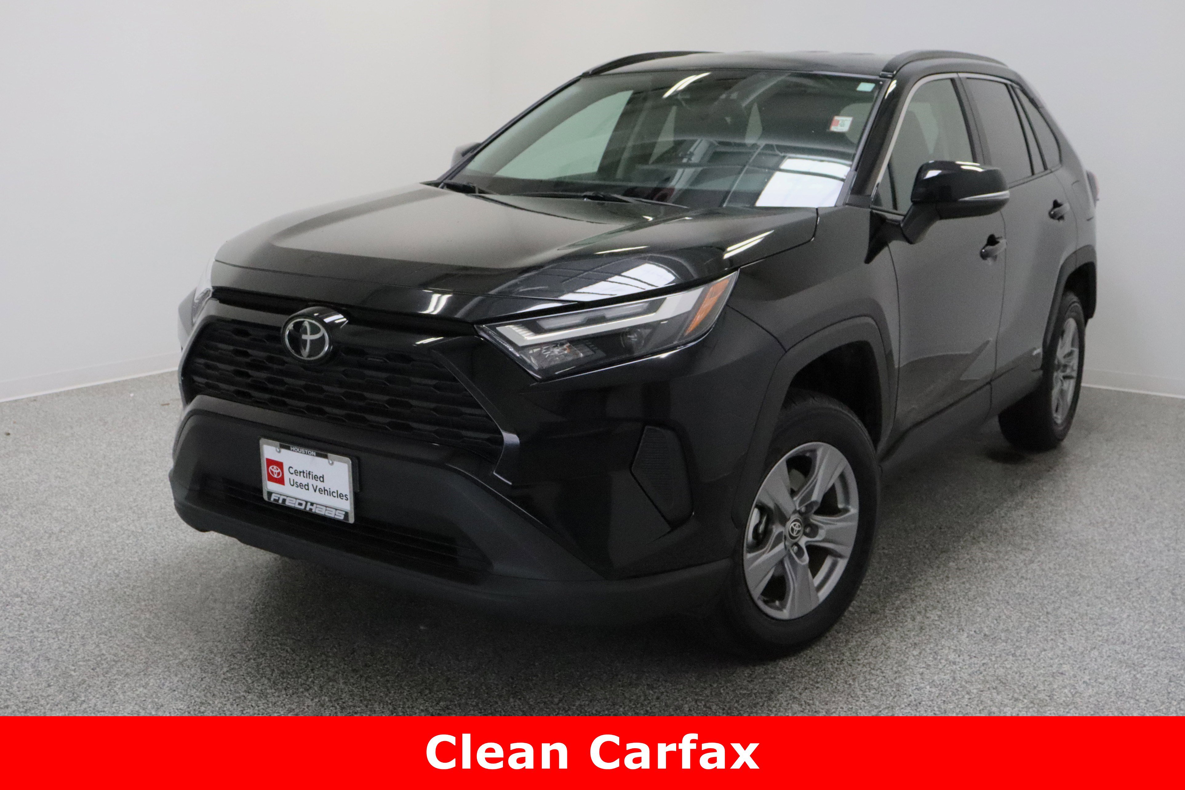 Certified 2025 Toyota RAV4 XLE image 2