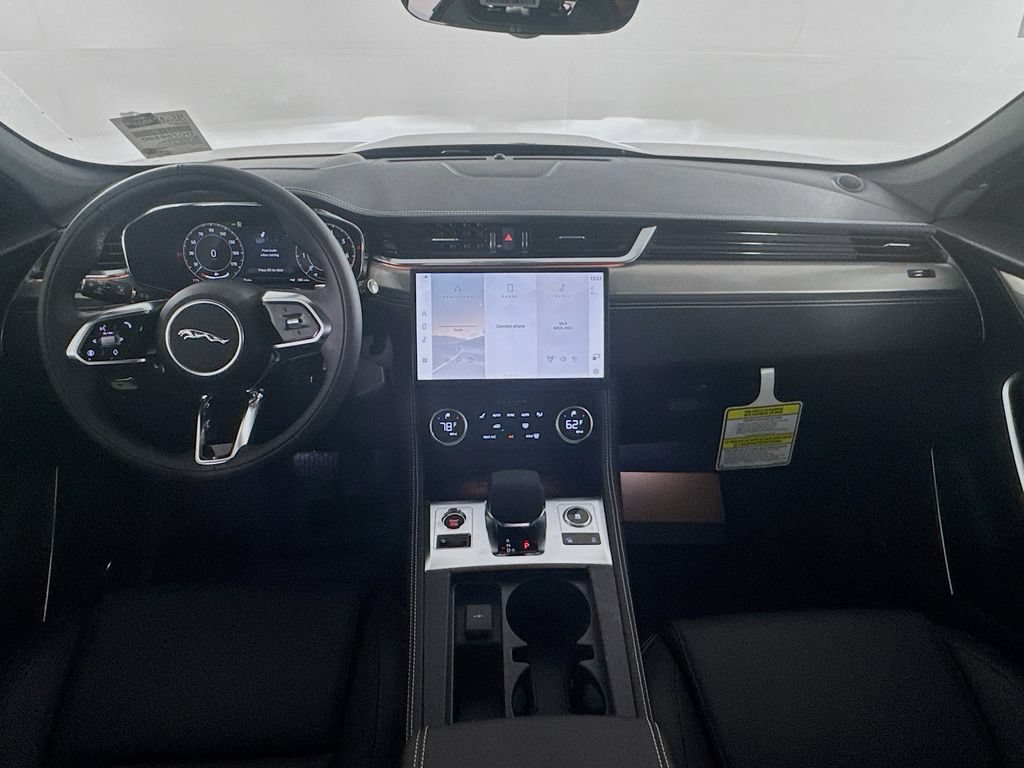New 2026 Jaguar F-PACE R-Dynamic S AWD/4WD image 22