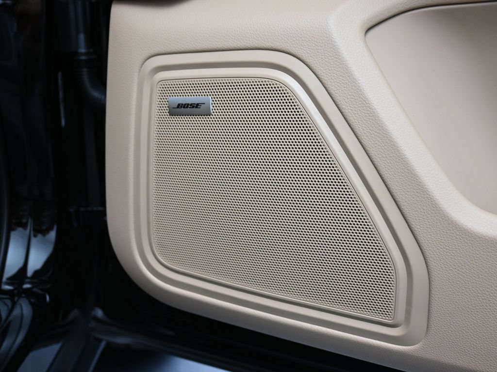 Certified 2026 Porsche Macan AWD/4WD image 29