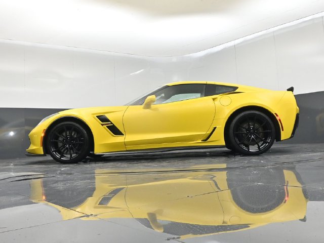 Used 2017 Chevrolet Corvette Grand Sport RWD image 44