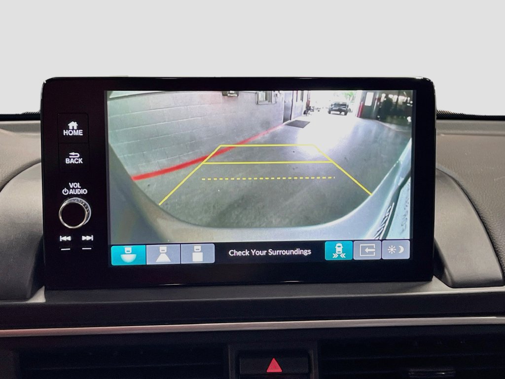 Used 2024 Honda Pilot Touring image 14