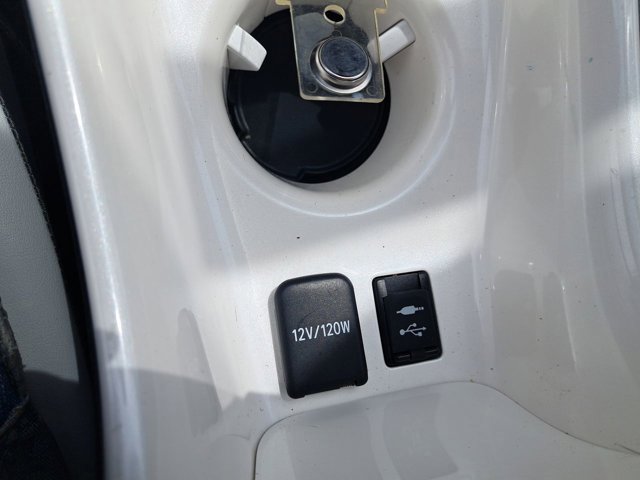 Used 2018 Toyota Prius Four image 25