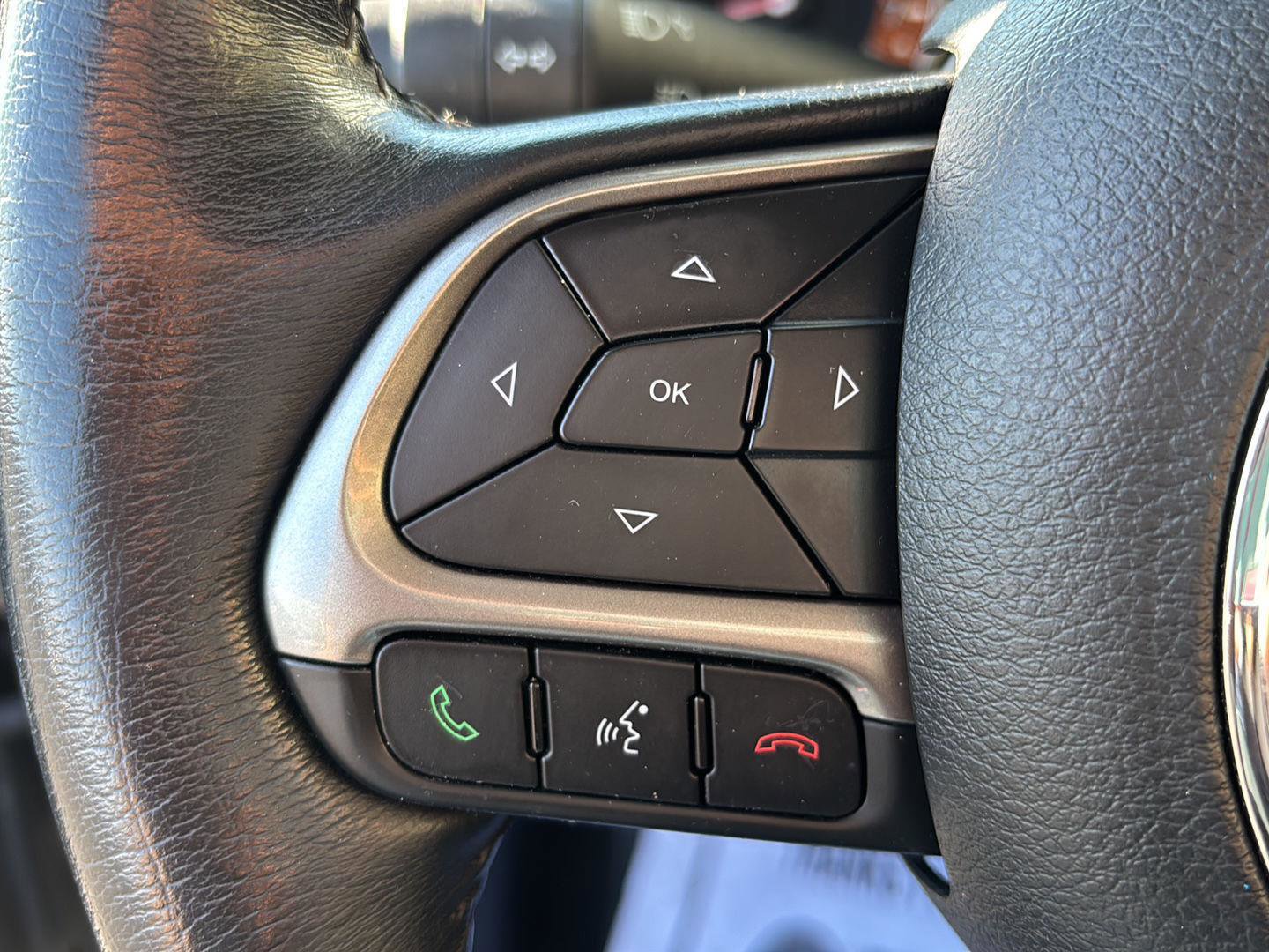 Used 2021 Jeep Renegade Limited image 12