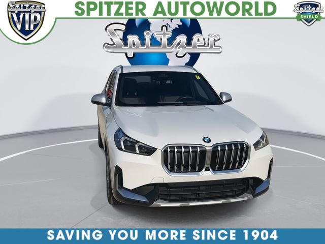 Used 2024 BMW X1 xDrive28i w/ Technology Package AWD/4WD image 3