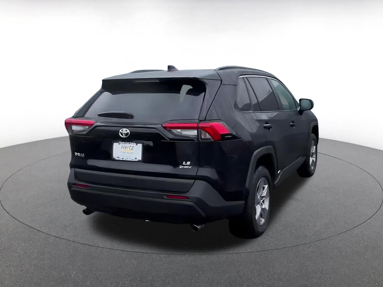 Used 2025 Toyota RAV4 LE image 13