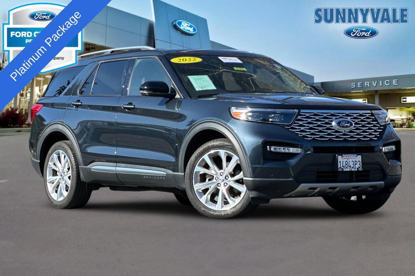 Certified 2022 Ford Explorer Platinum w/ Equipment Group 601A image 1