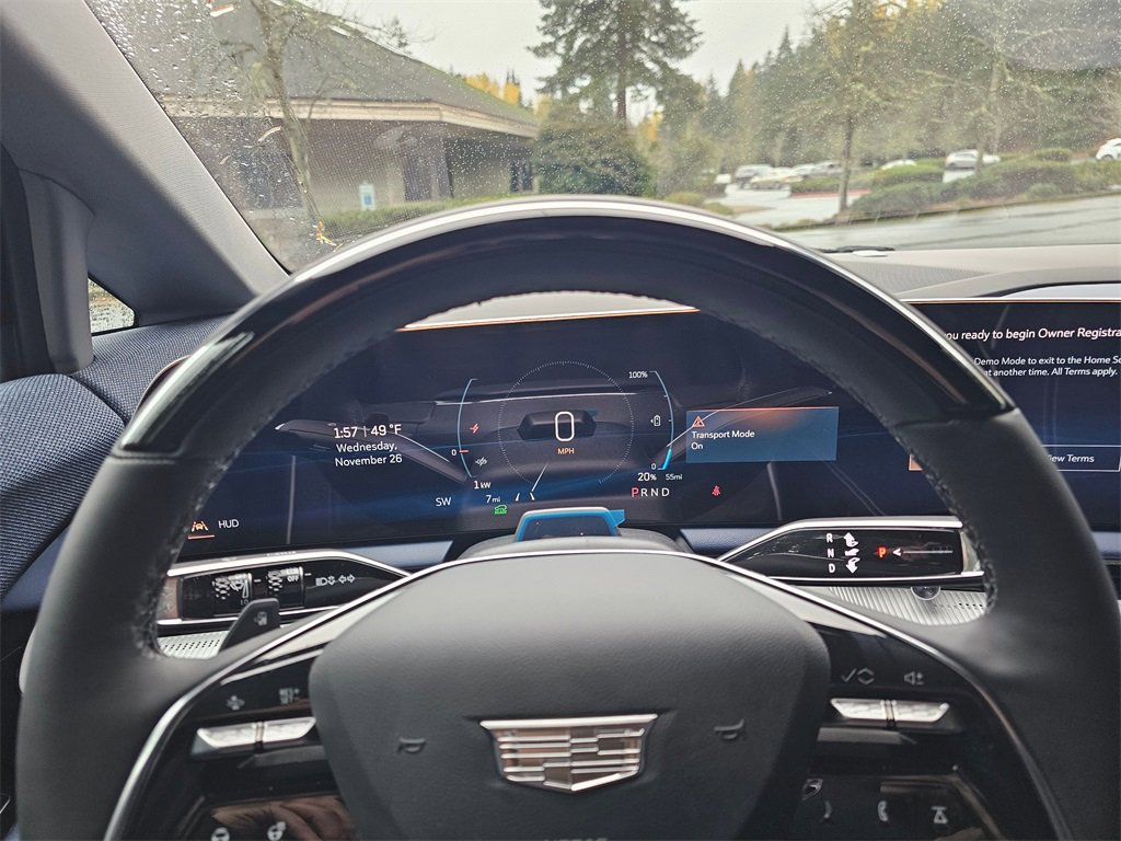 New 2026 Cadillac Optiq Luxury 2 image 24