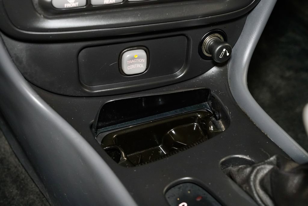 Used 2003 Pontiac Bonneville SSEi image 19