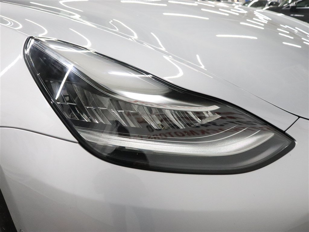 Used 2018 Tesla Model 3 Long Range RWD image 35