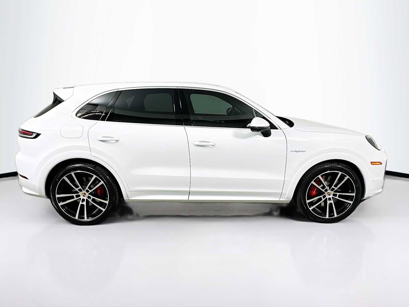 New 2026 Porsche Cayenne S image 8