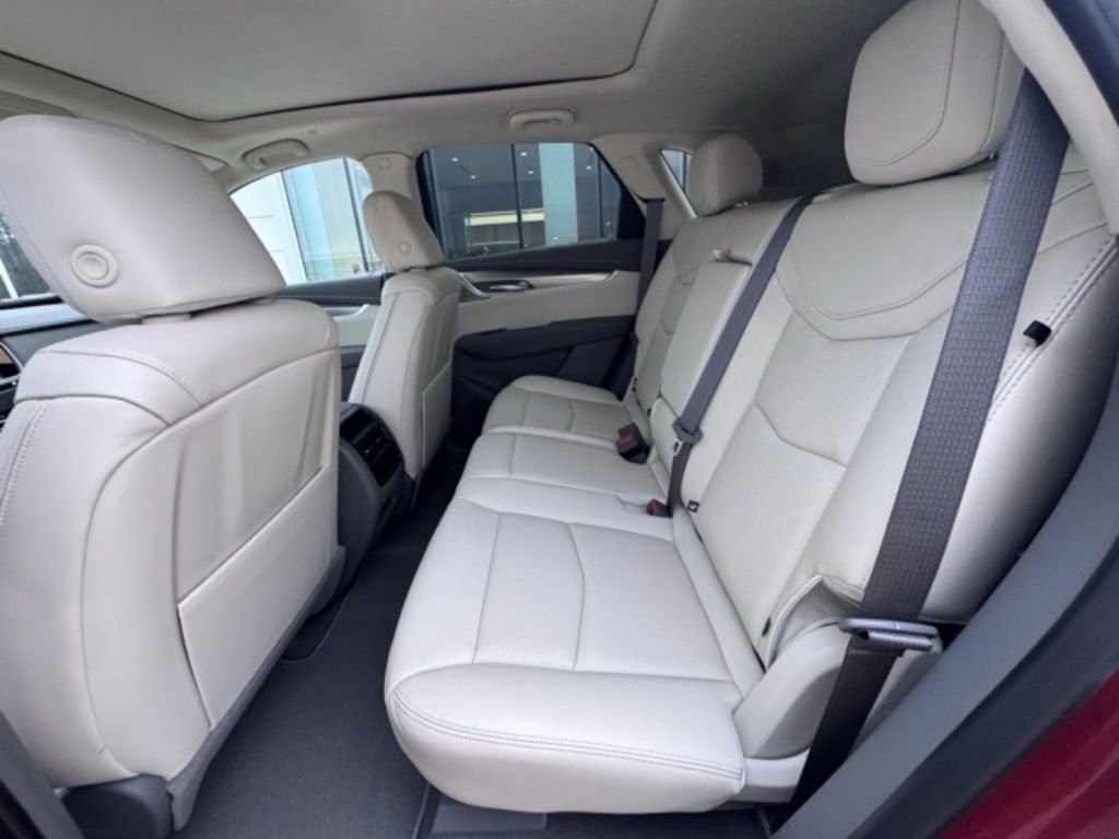 New 2026 Cadillac XT5 Premium Luxury w/ Driver Assist Package image 13