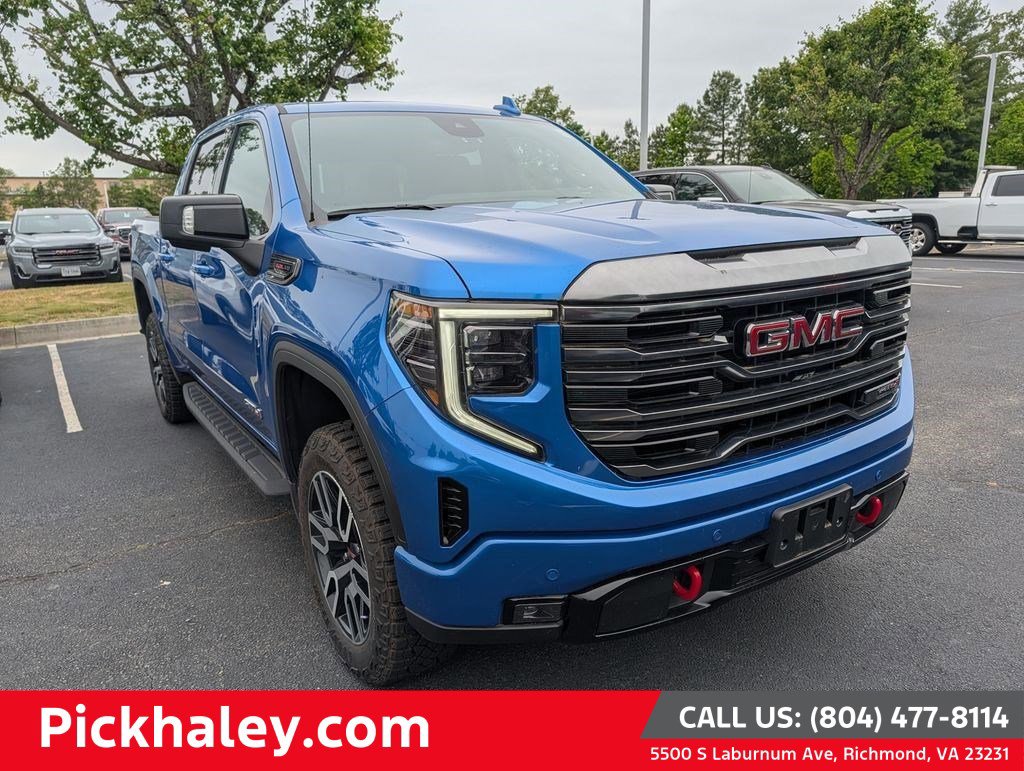 Used 2024 GMC Sierra 1500 AT4 w/ Technology Package AWD/4WD image 1