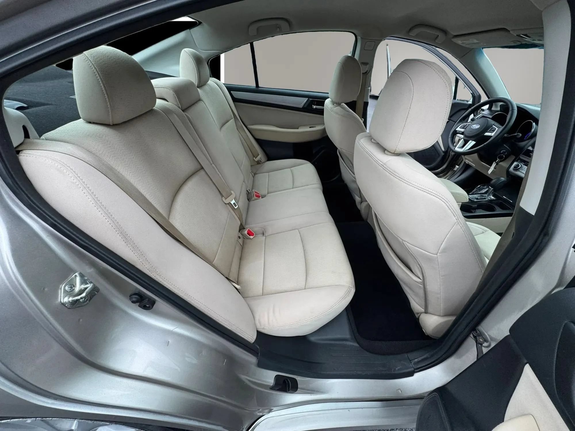 Used 2015 Subaru Legacy 2.5i Premium AWD/4WD image 16