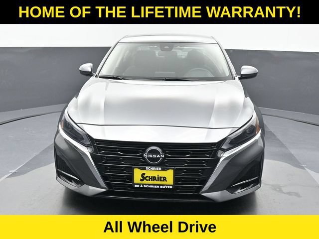 Used 2023 Nissan Altima 2.5 SV AWD/4WD image 9