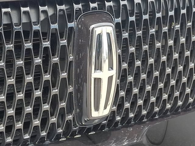 Used 2022 Lincoln Navigator L Reserve w/ Equipment Group 201A AWD/4WD image 37