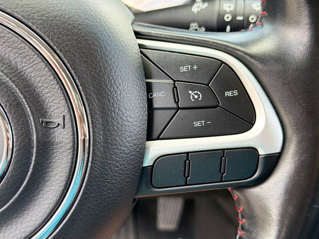 Used 2020 Jeep Compass Trailhawk image 18