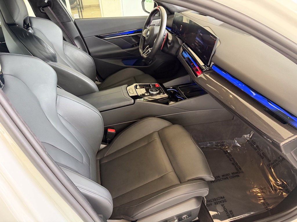 Used 2026 BMW M5 AWD/4WD image 26