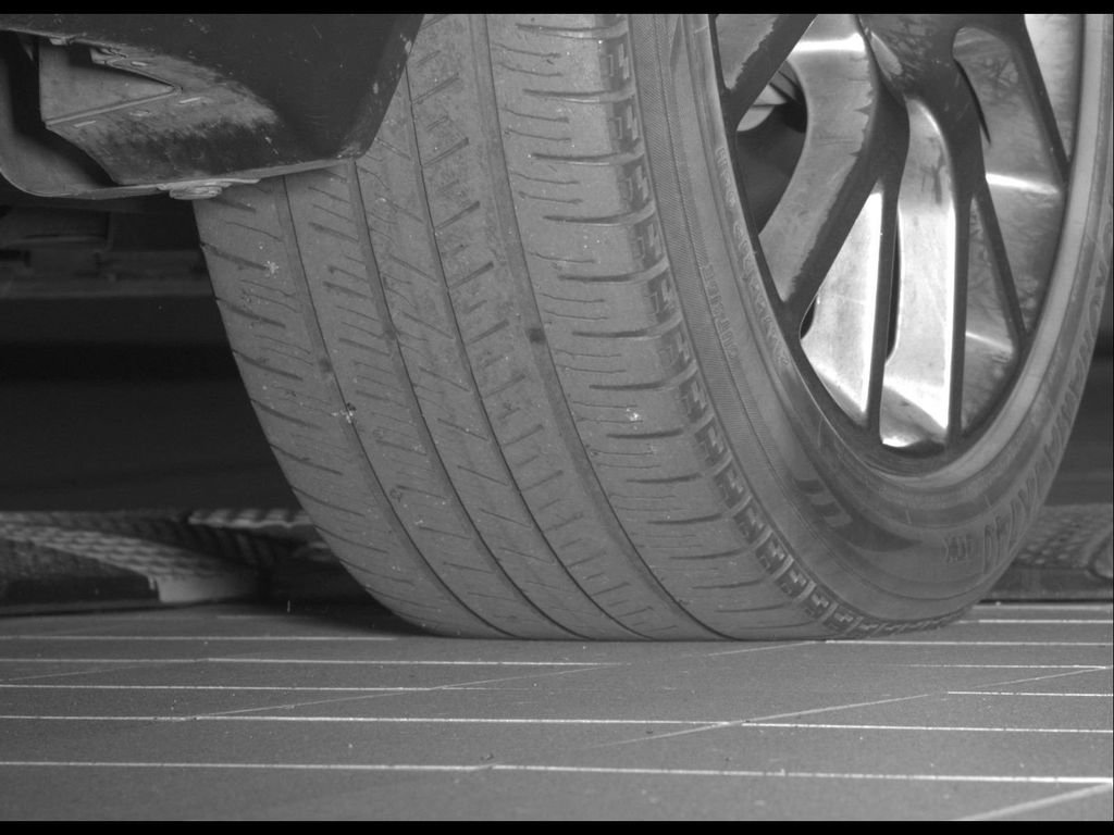 Used 2019 Buick Encore Sport Touring FWD image 13