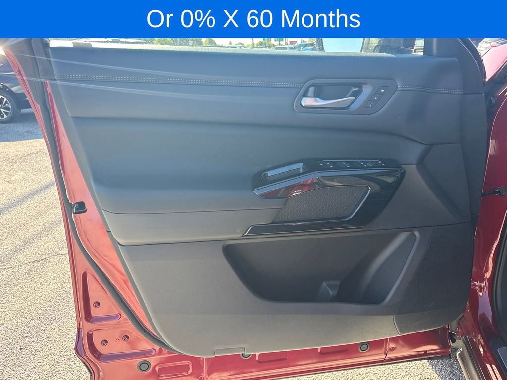 New 2026 Nissan Pathfinder Platinum AWD/4WD image 10