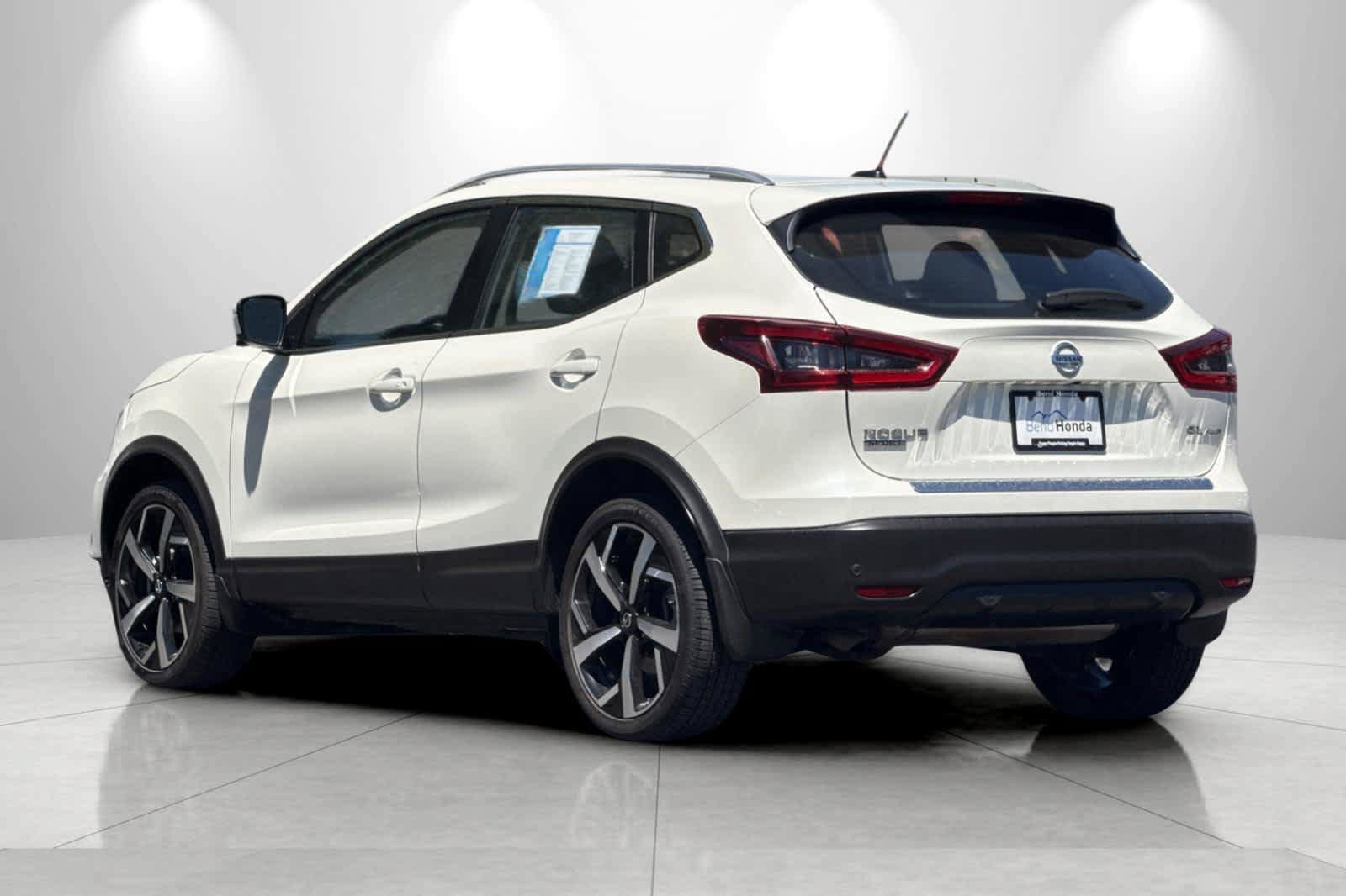 Used 2022 Nissan Rogue Sport SL AWD/4WD image 6