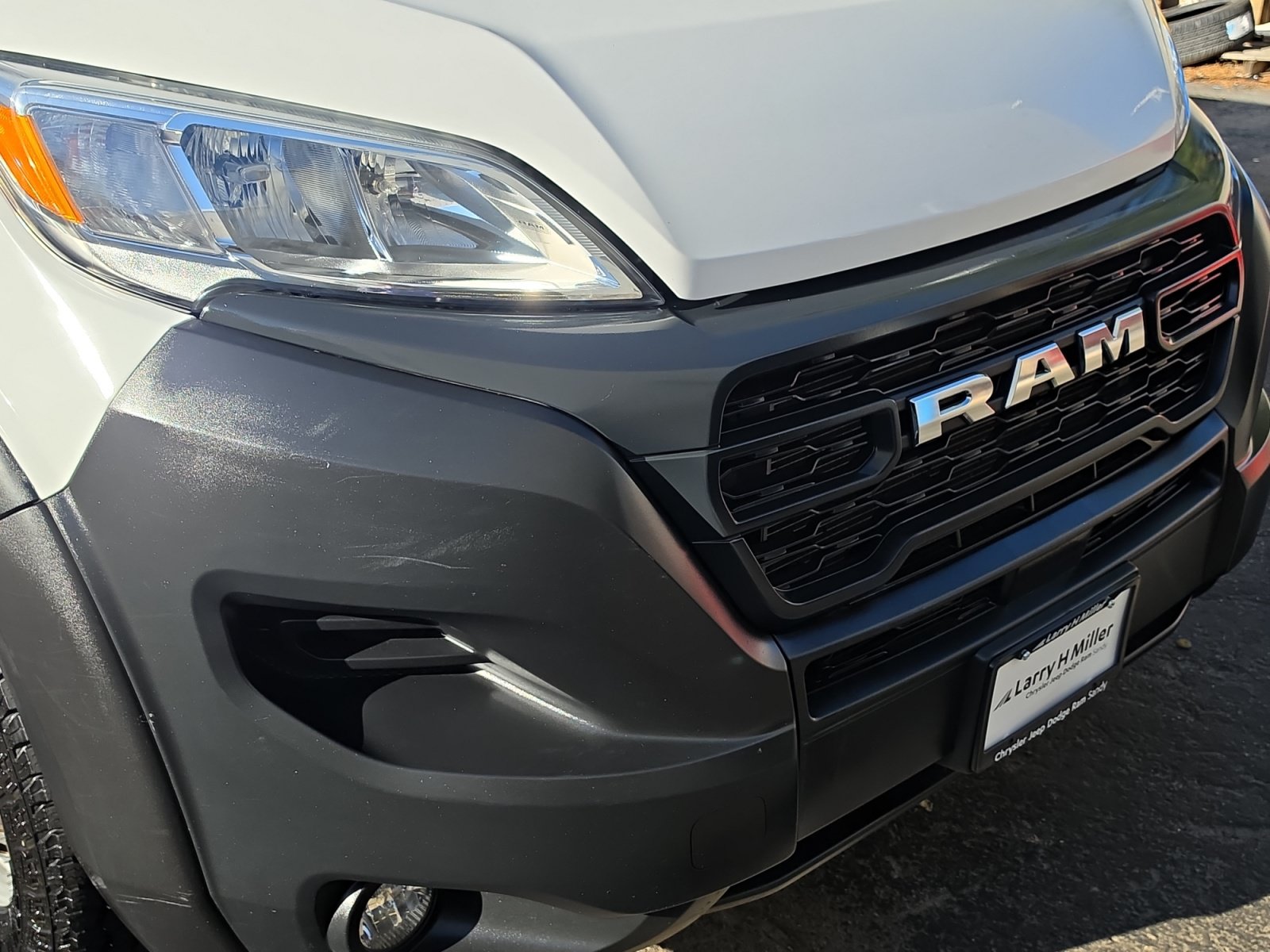 Used 2025 RAM ProMaster 2500 w/ Convenience Group FWD image 9