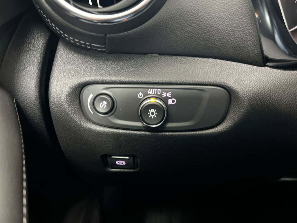 New 2026 Chevrolet Blazer LT w/ Midnight/Sport Edition image 18