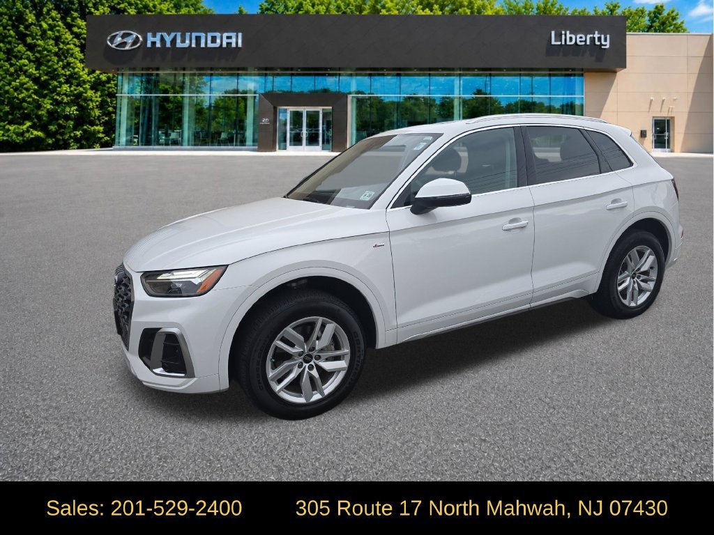 Used 2024 Audi Q5 2.0T Premium w/ Convenience Package