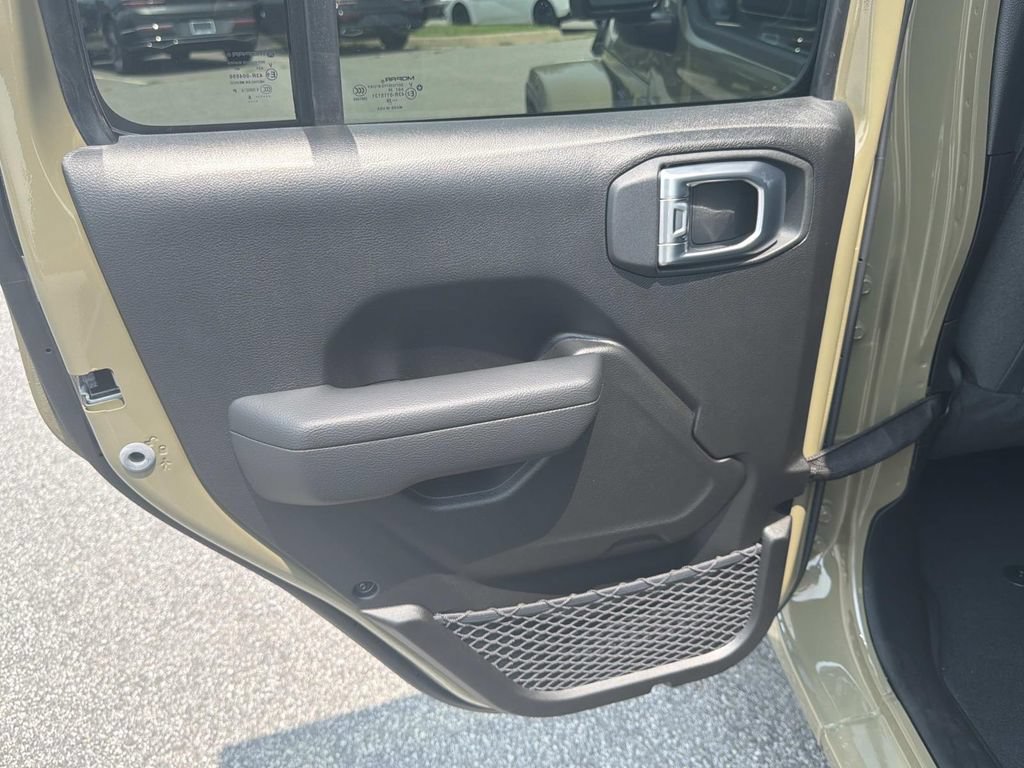 New 2026 Jeep Gladiator Sport AWD/4WD image 20