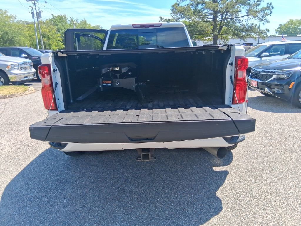 Used 2024 Chevrolet Silverado 3500 High Country w/ Technology Package image 24
