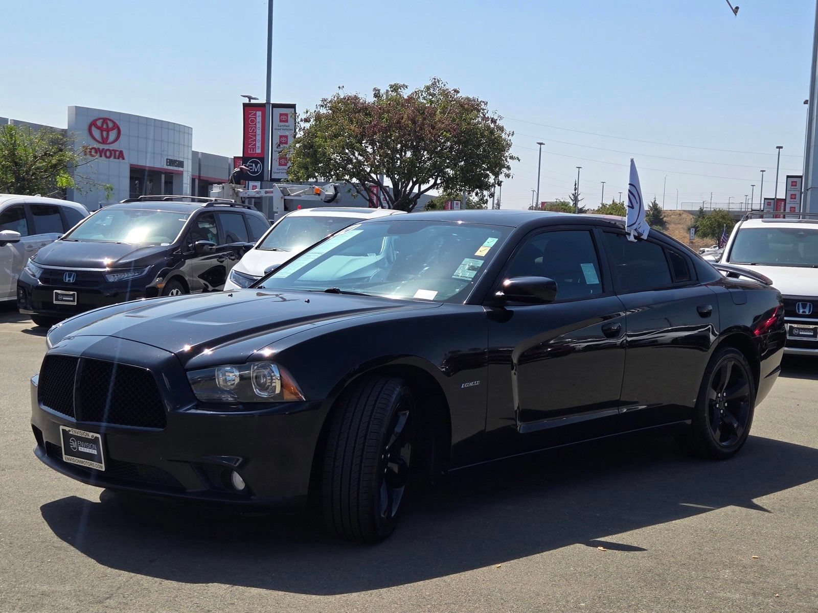 Used 2014 Dodge Charger R/T RWD image 3