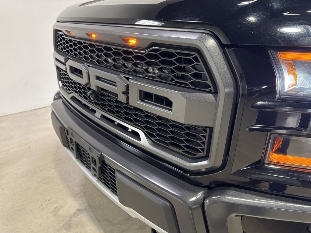 Used 2018 Ford F150 Raptor w/ Equipment Group 802A Luxury AWD/4WD image 11