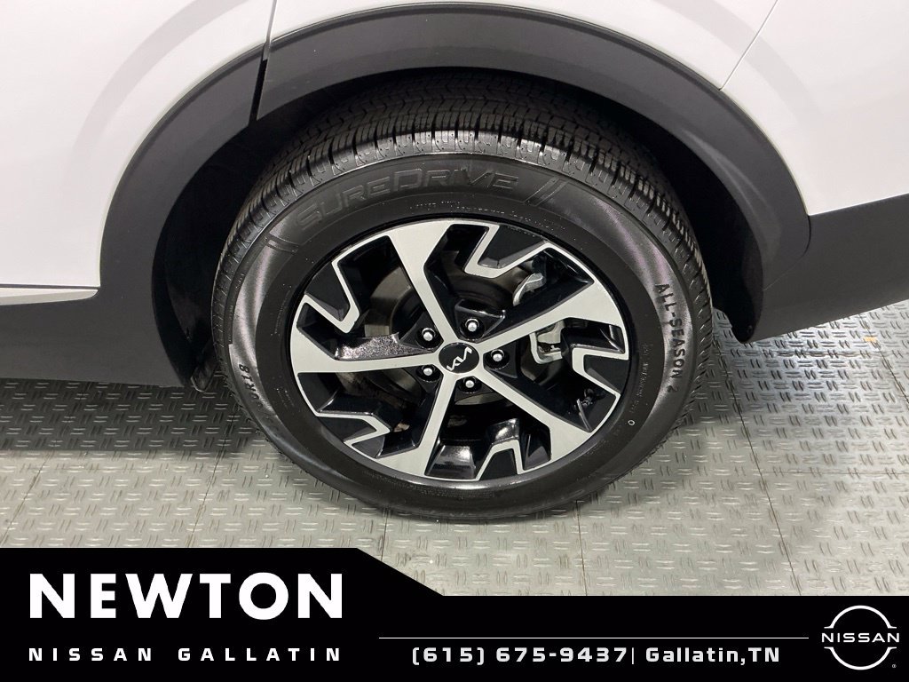 Used 2025 Kia Sportage EX AWD/4WD image 51