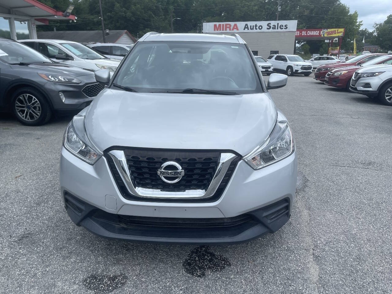 Used 2018 Nissan Kicks SV FWD image 8