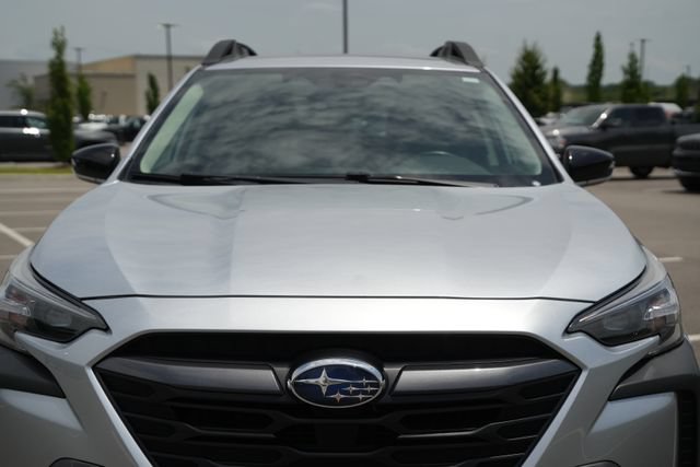 Used 2025 Subaru Outback Limited AWD/4WD image 34