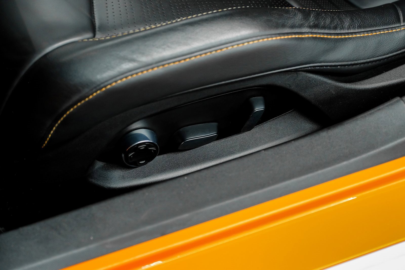 Used 2022 Chevrolet Corvette Stingray Premium Cpe w/ Z51 Performance Package image 40