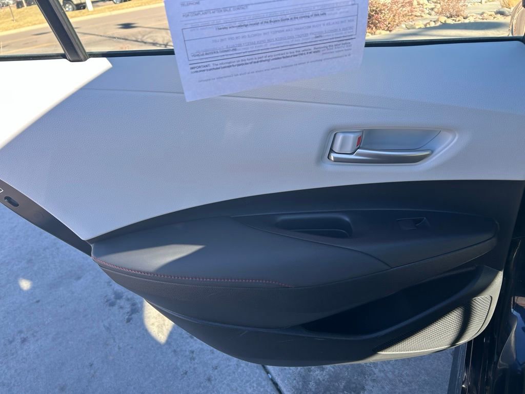 Used 2023 Toyota Corolla SE w/ SE Premium Package image 25