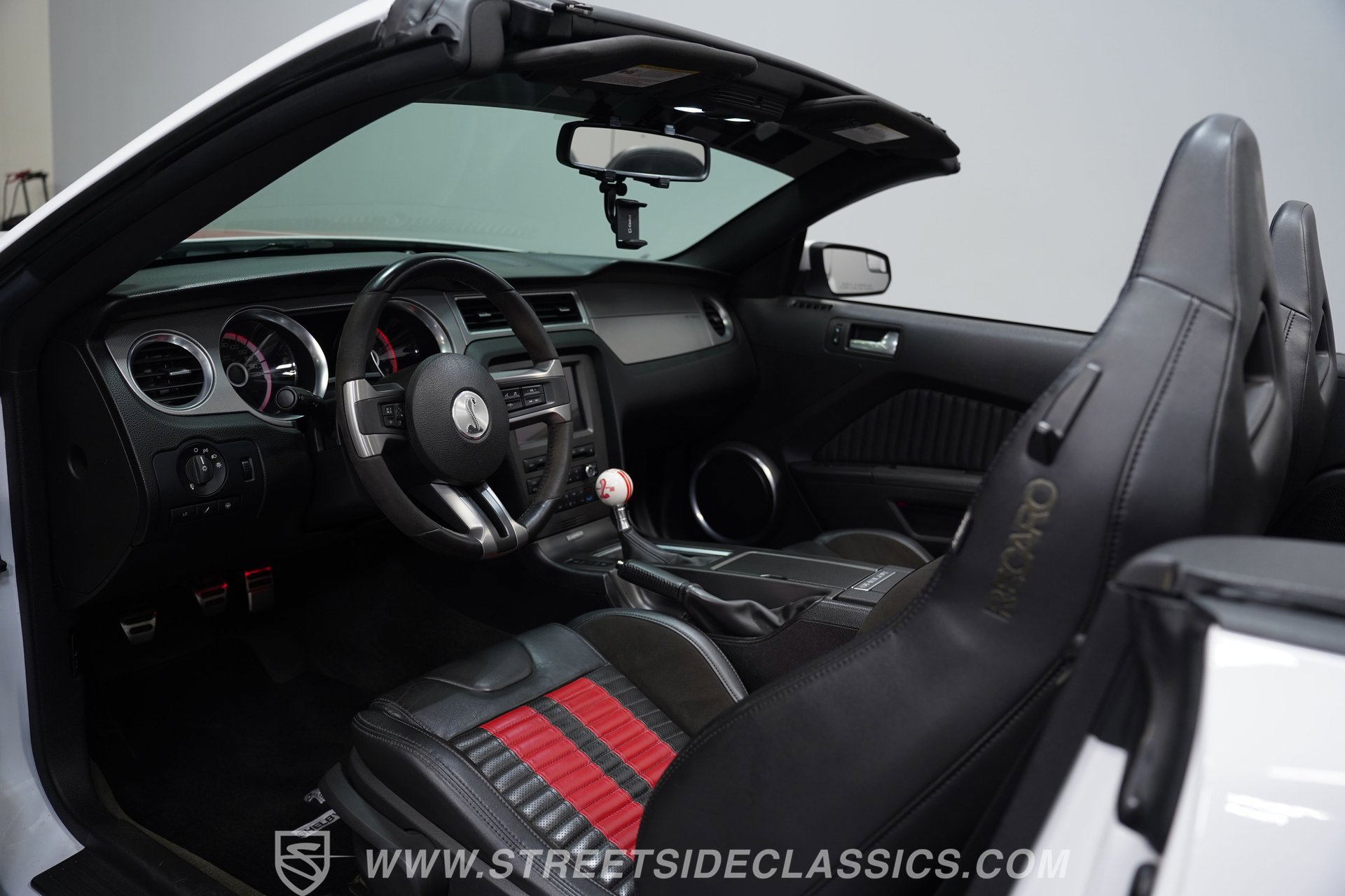 Used 2014 Ford Mustang Shelby GT500 w/ Equipment Group 821A image 4