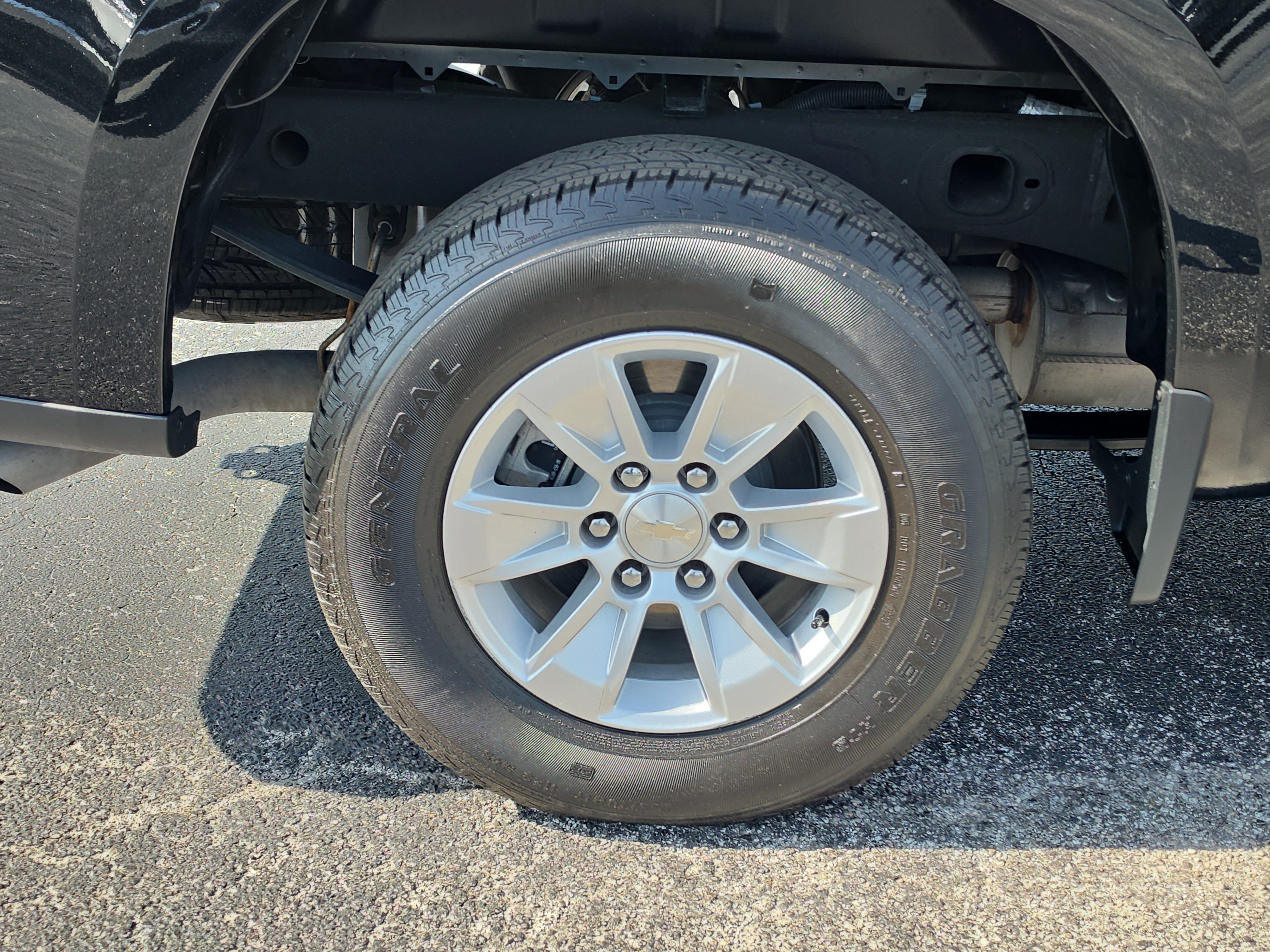 Certified 2024 Chevrolet Silverado 1500 LT RWD image 5