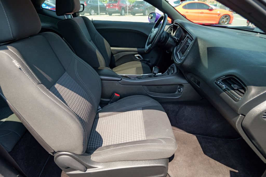 Used 2018 Dodge Challenger SXT w/ Blacktop Package RWD image 26