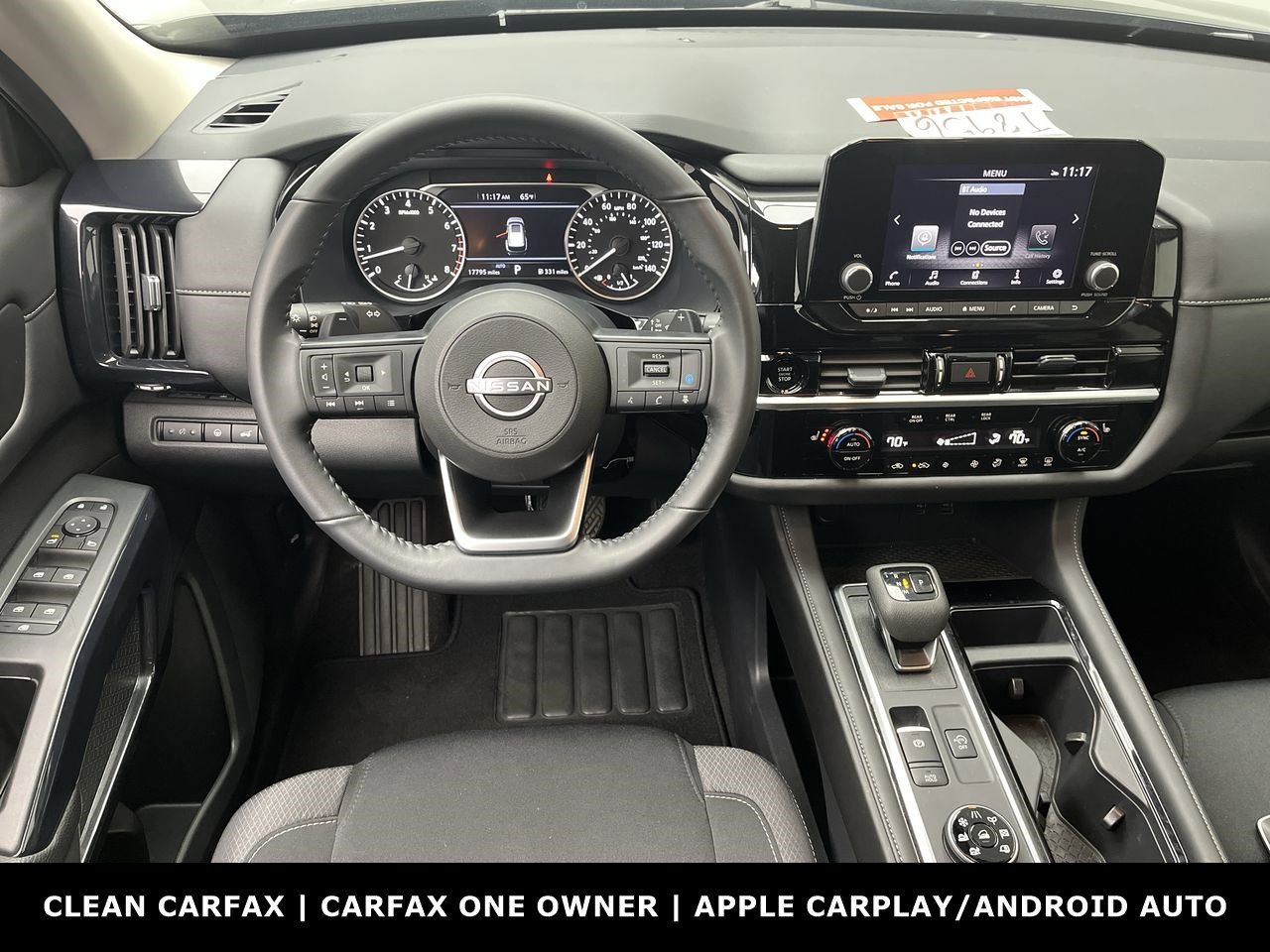 Used 2025 Nissan Pathfinder SV image 13