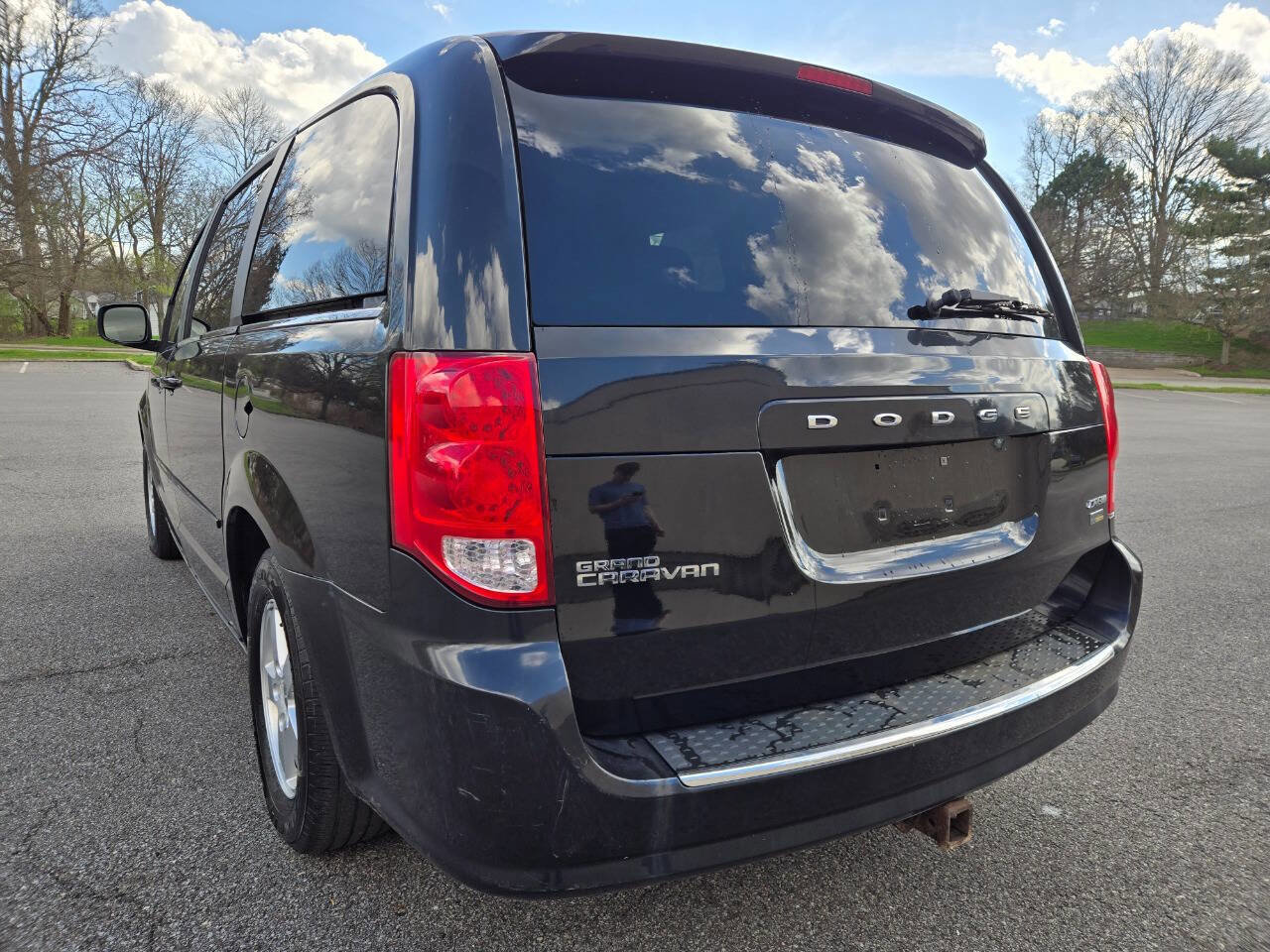 Used 2012 Dodge Grand Caravan Crew FWD image 7