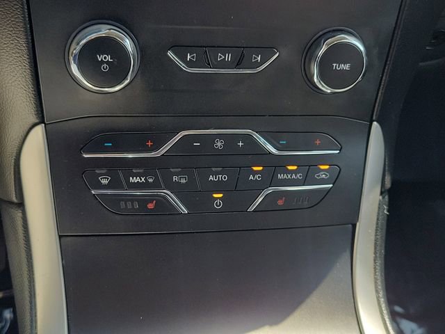 Used 2019 Ford Edge SEL w/ Equipment Group 201A image 29