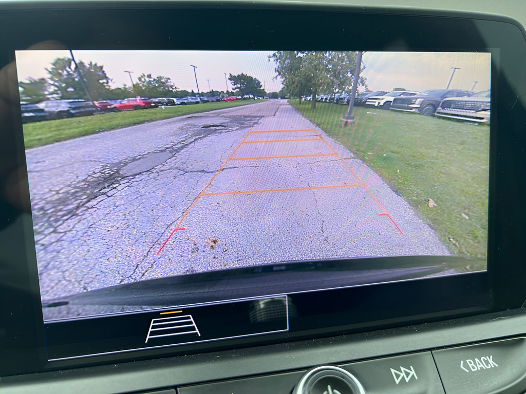 Used 2021 Chevrolet Blazer LT FWD image 25