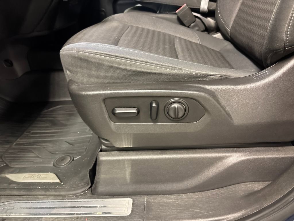 Used 2020 GMC Sierra 1500 SLE w/ SLE Value Package image 23