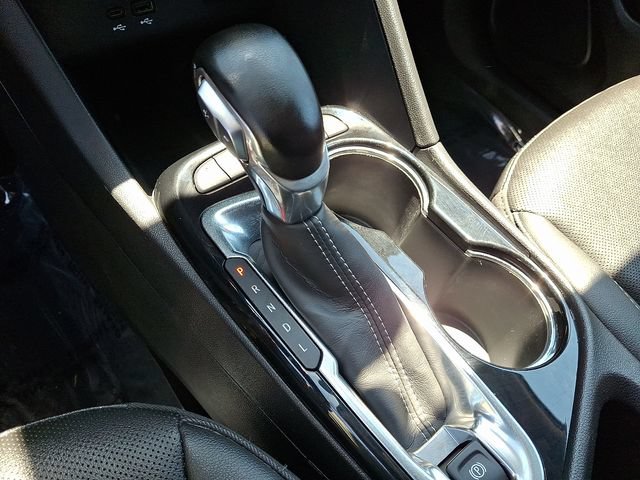 Certified 2024 Buick Encore GX Sport Touring AWD/4WD image 14