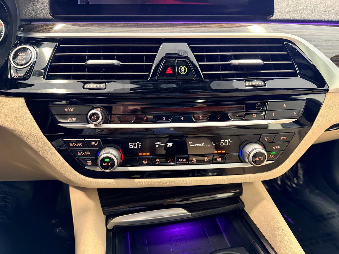 Used 2019 BMW 530i w/ Convenience Package RWD image 49