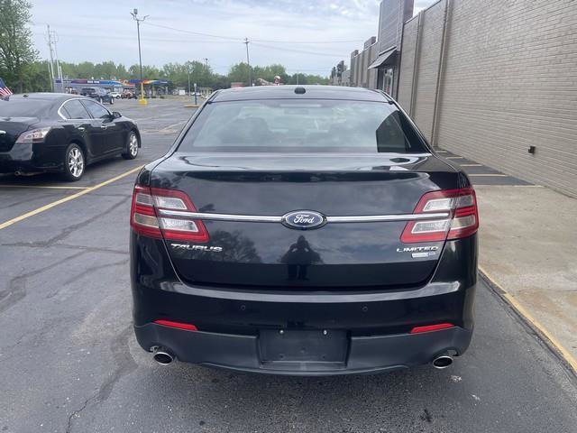 Used 2015 Ford Taurus Limited w/ Equipment Group 301A AWD/4WD image 7