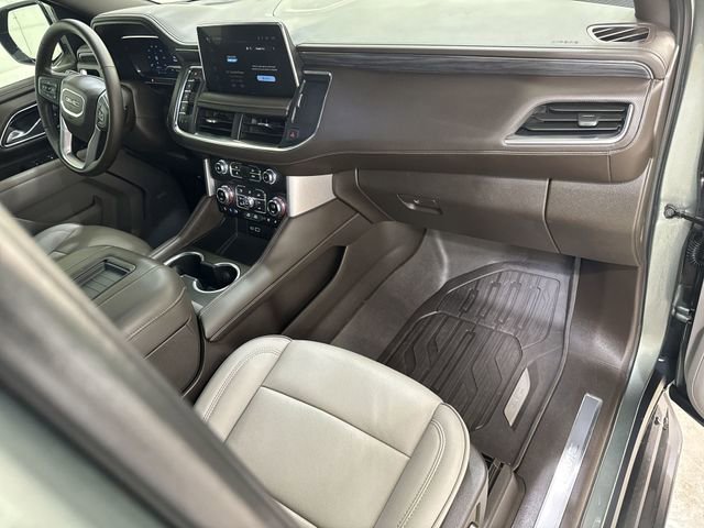Certified 2024 GMC Yukon SLT w/ SLT Luxury Package image 29