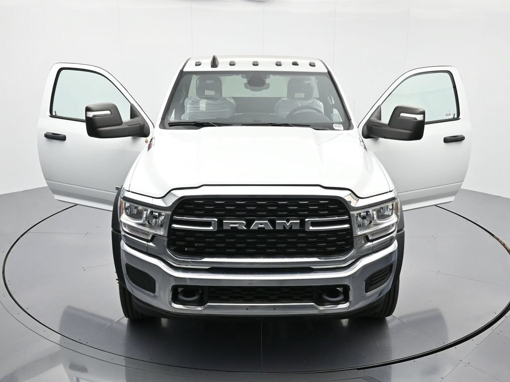 Used 2023 RAM 4500 SLT w/ Quick Order Package 2YG SLT RWD image 46